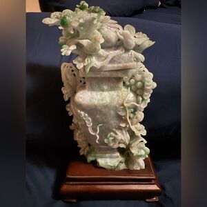 Chinese jadeite Green Floral Sculpture